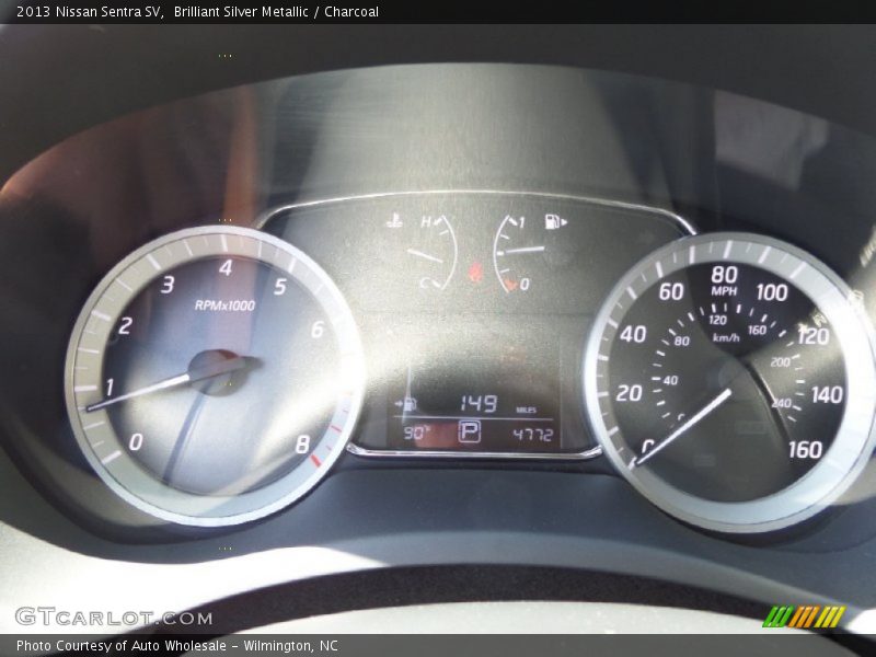 Brilliant Silver Metallic / Charcoal 2013 Nissan Sentra SV