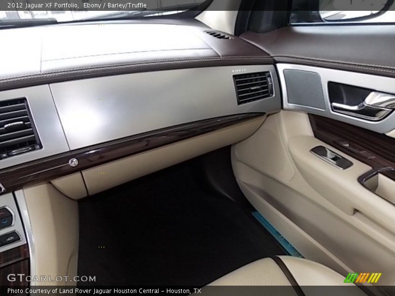 Ebony / Barley/Truffle 2012 Jaguar XF Portfolio