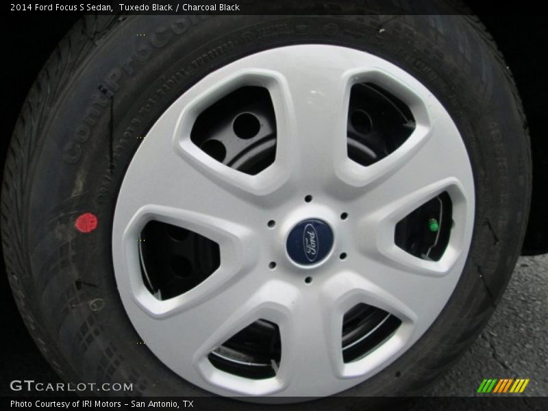 Tuxedo Black / Charcoal Black 2014 Ford Focus S Sedan