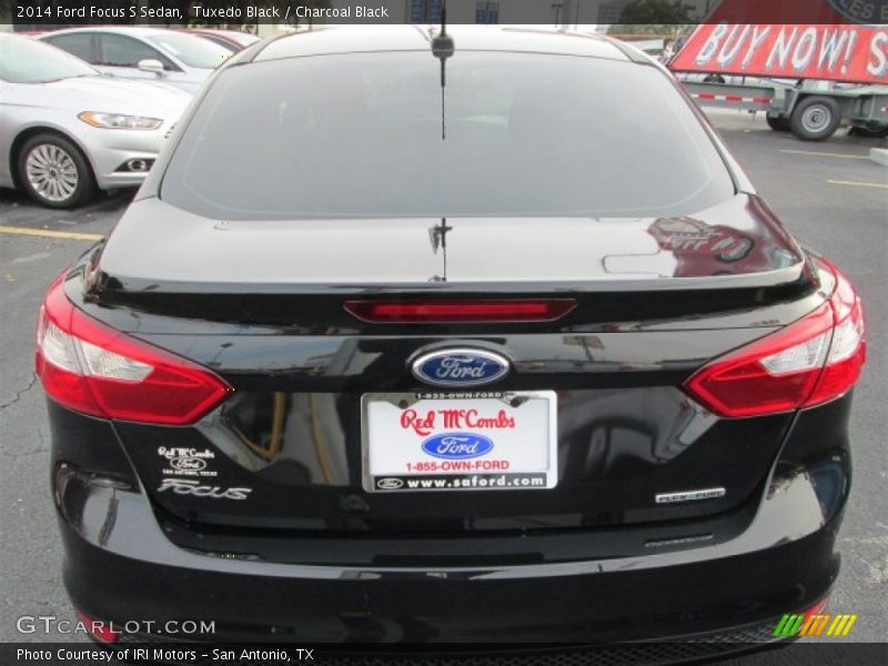 Tuxedo Black / Charcoal Black 2014 Ford Focus S Sedan