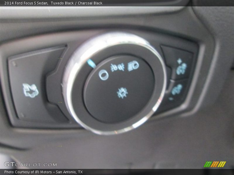 Tuxedo Black / Charcoal Black 2014 Ford Focus S Sedan