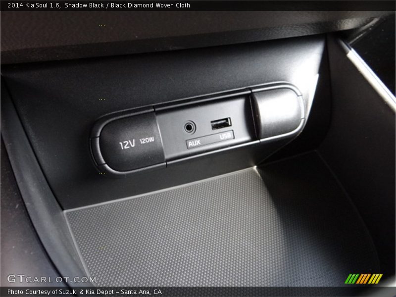 Shadow Black / Black Diamond Woven Cloth 2014 Kia Soul 1.6