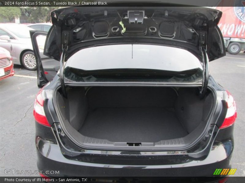Tuxedo Black / Charcoal Black 2014 Ford Focus S Sedan