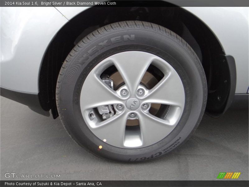 Bright Silver / Black Diamond Woven Cloth 2014 Kia Soul 1.6