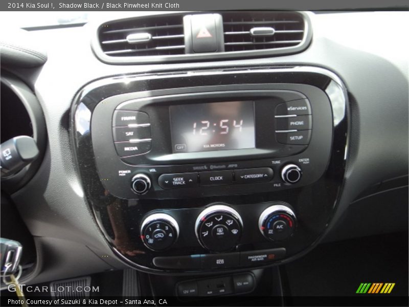 Shadow Black / Black Pinwheel Knit Cloth 2014 Kia Soul !