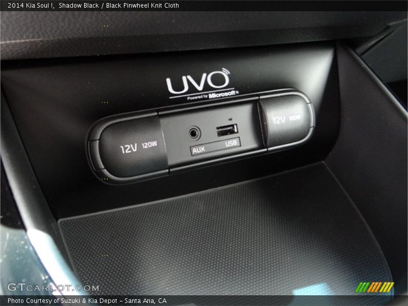 Shadow Black / Black Pinwheel Knit Cloth 2014 Kia Soul !