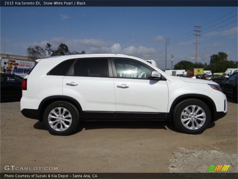 Snow White Pearl / Black 2015 Kia Sorento EX