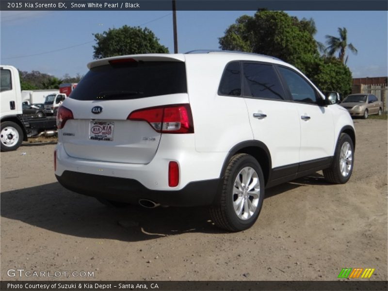 Snow White Pearl / Black 2015 Kia Sorento EX