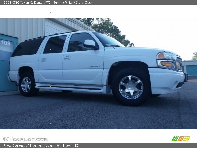 Summit White / Stone Gray 2003 GMC Yukon XL Denali AWD