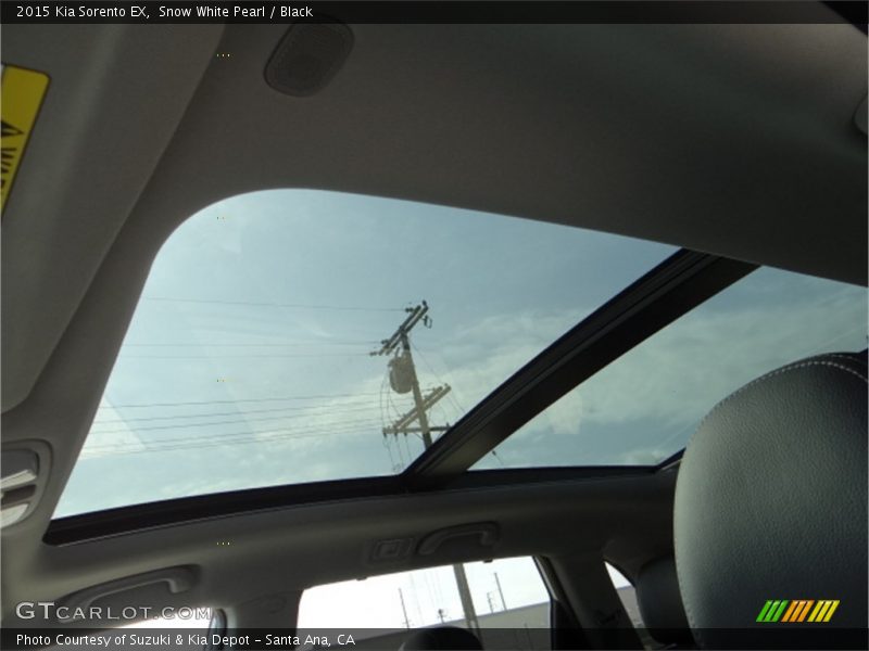 Snow White Pearl / Black 2015 Kia Sorento EX