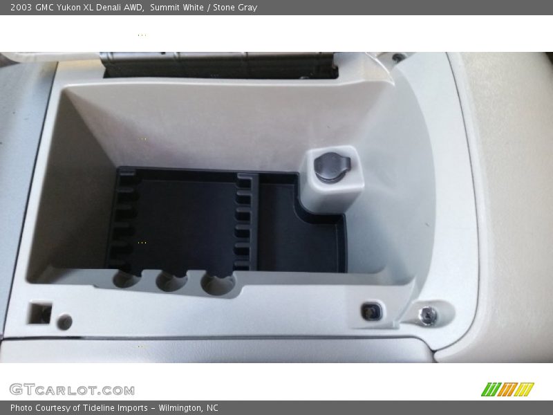 Summit White / Stone Gray 2003 GMC Yukon XL Denali AWD