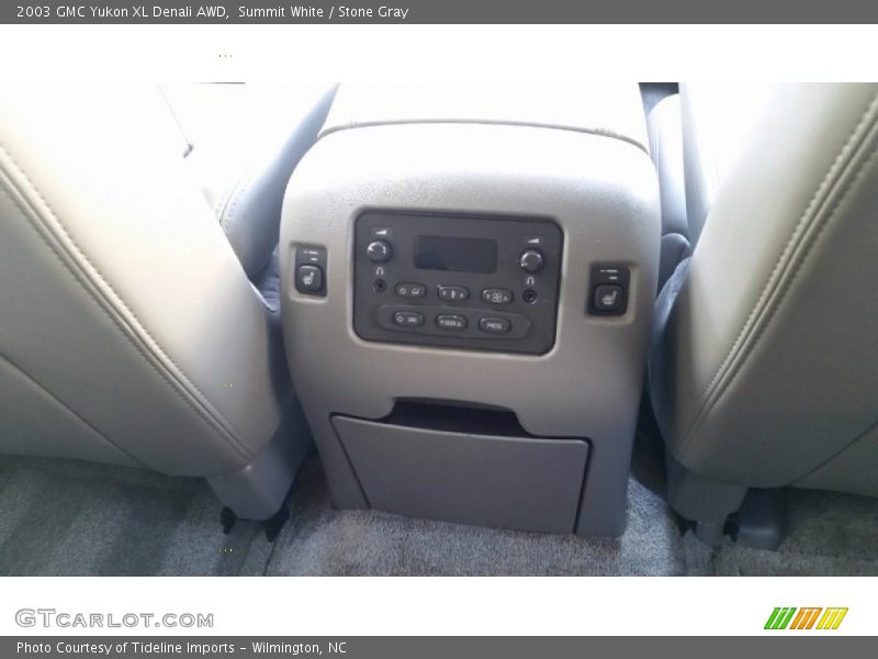 Summit White / Stone Gray 2003 GMC Yukon XL Denali AWD