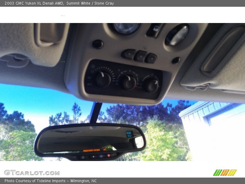 Summit White / Stone Gray 2003 GMC Yukon XL Denali AWD