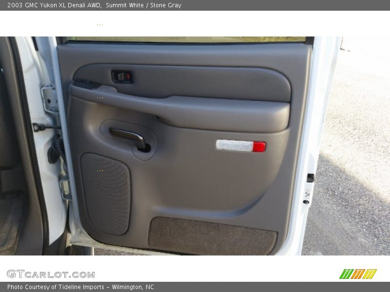 Summit White / Stone Gray 2003 GMC Yukon XL Denali AWD