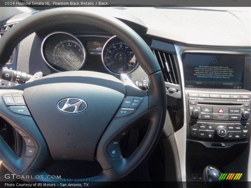 Phantom Black Metallic / Black 2014 Hyundai Sonata SE