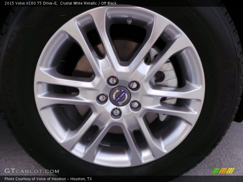 Crystal White Metallic / Off Black 2015 Volvo XC60 T5 Drive-E