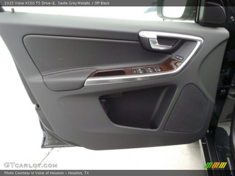 Savile Grey Metallic / Off Black 2015 Volvo XC60 T5 Drive-E