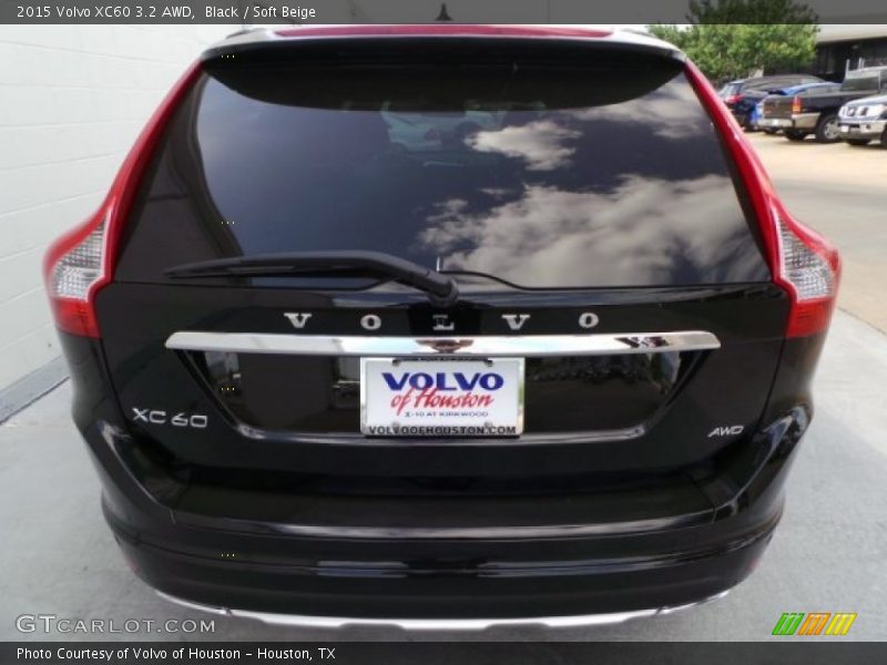 Black / Soft Beige 2015 Volvo XC60 3.2 AWD