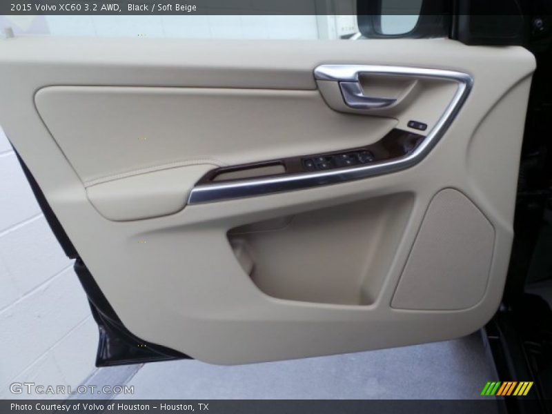 Black / Soft Beige 2015 Volvo XC60 3.2 AWD