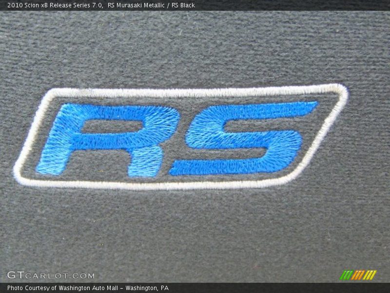 RS Murasaki Metallic / RS Black 2010 Scion xB Release Series 7.0