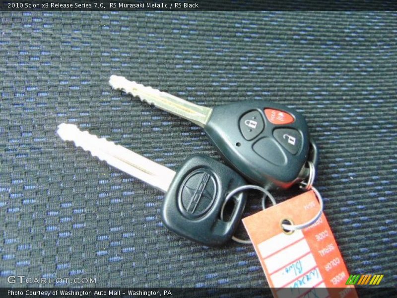 RS Murasaki Metallic / RS Black 2010 Scion xB Release Series 7.0