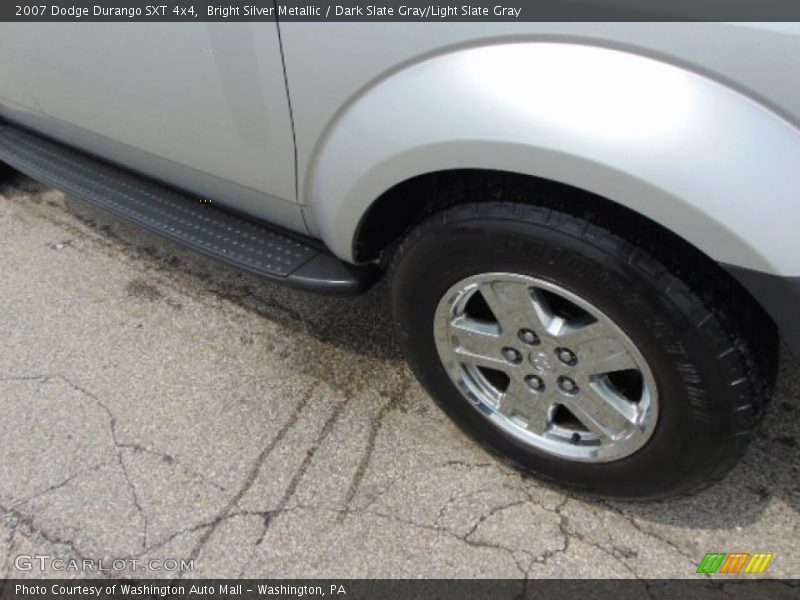 Bright Silver Metallic / Dark Slate Gray/Light Slate Gray 2007 Dodge Durango SXT 4x4