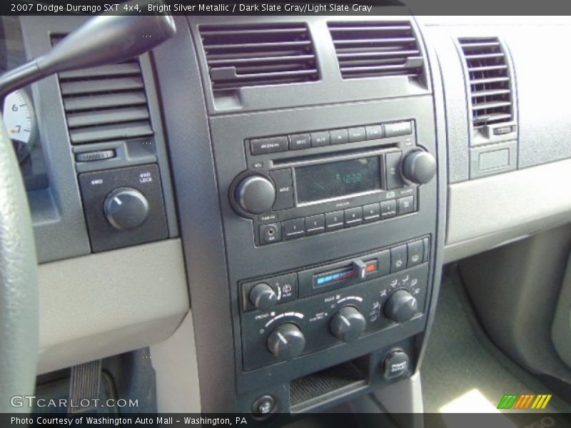 Bright Silver Metallic / Dark Slate Gray/Light Slate Gray 2007 Dodge Durango SXT 4x4