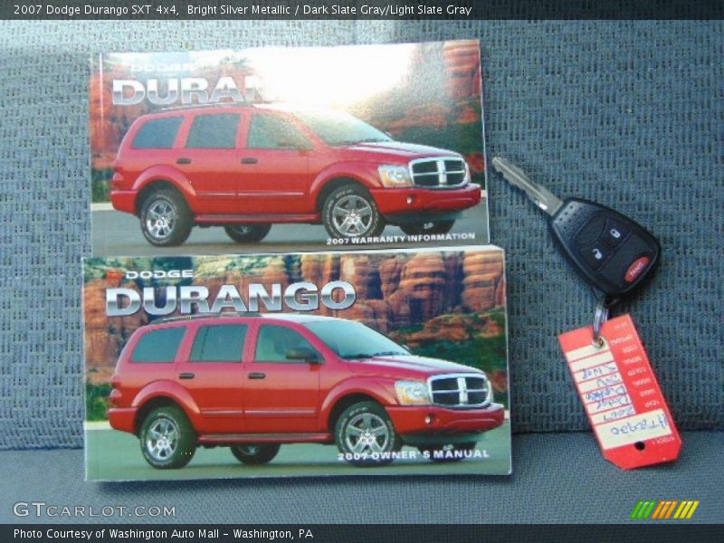 Bright Silver Metallic / Dark Slate Gray/Light Slate Gray 2007 Dodge Durango SXT 4x4