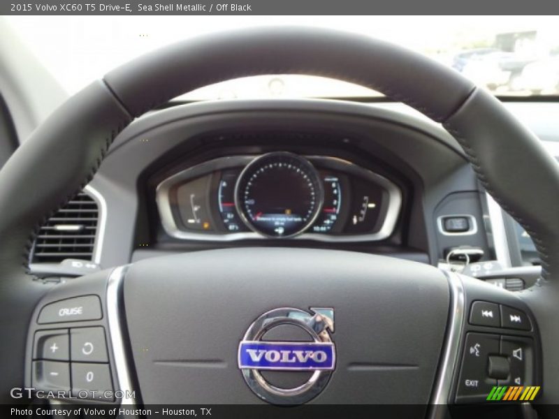 Sea Shell Metallic / Off Black 2015 Volvo XC60 T5 Drive-E