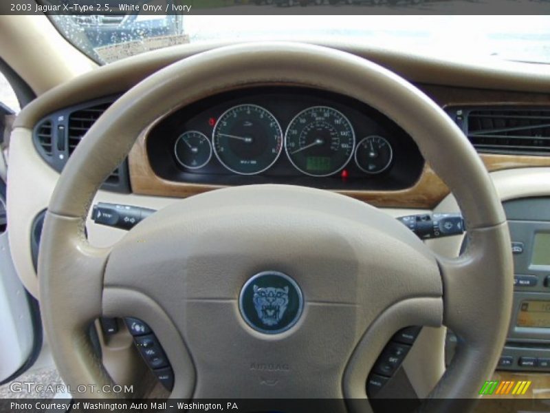 White Onyx / Ivory 2003 Jaguar X-Type 2.5