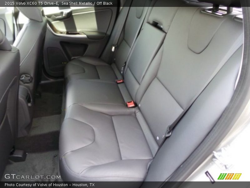 Sea Shell Metallic / Off Black 2015 Volvo XC60 T5 Drive-E