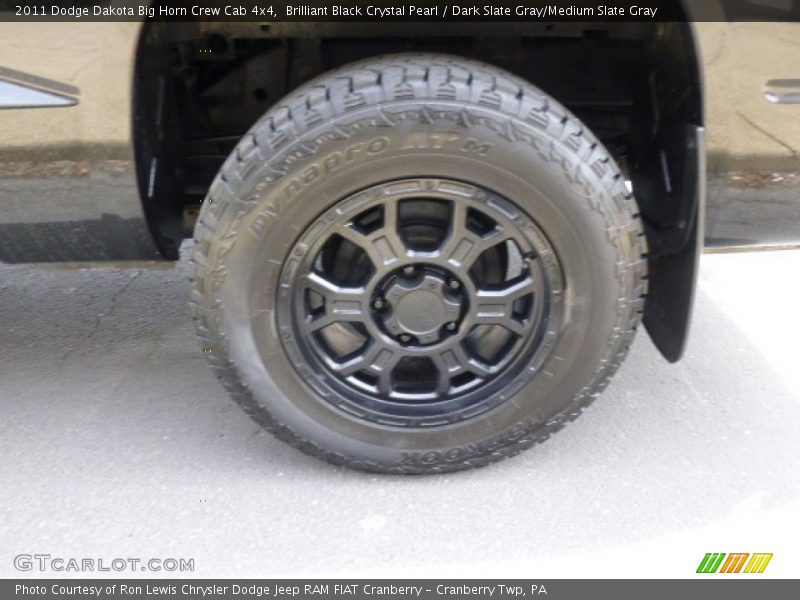 Brilliant Black Crystal Pearl / Dark Slate Gray/Medium Slate Gray 2011 Dodge Dakota Big Horn Crew Cab 4x4