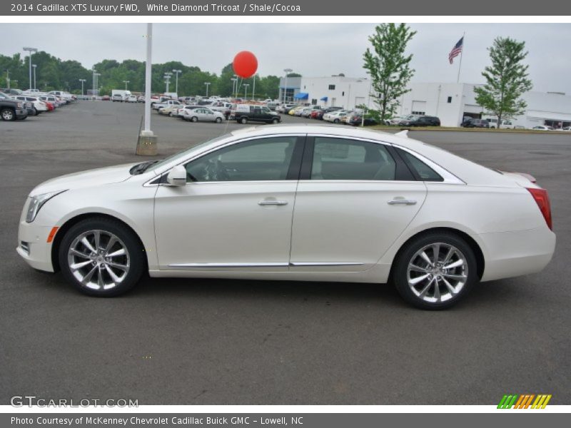 White Diamond Tricoat / Shale/Cocoa 2014 Cadillac XTS Luxury FWD