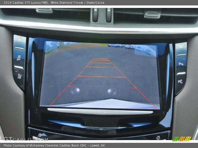 White Diamond Tricoat / Shale/Cocoa 2014 Cadillac XTS Luxury FWD