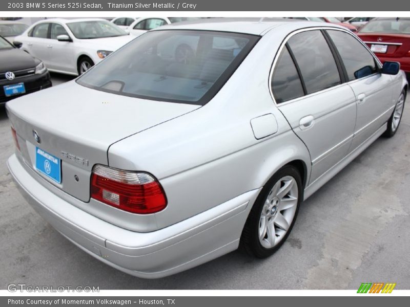 Titanium Silver Metallic / Grey 2003 BMW 5 Series 525i Sedan