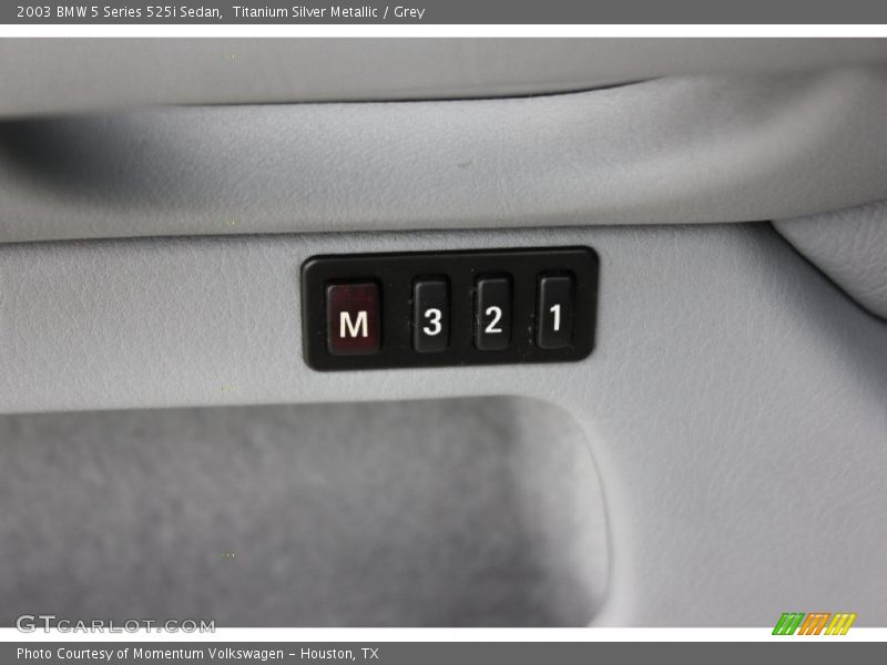 Titanium Silver Metallic / Grey 2003 BMW 5 Series 525i Sedan