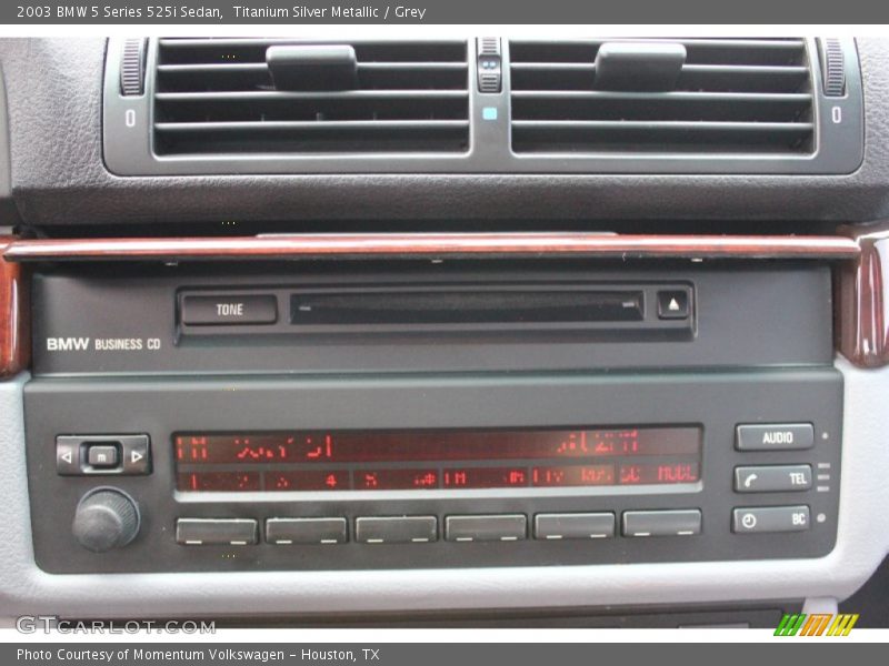 Titanium Silver Metallic / Grey 2003 BMW 5 Series 525i Sedan