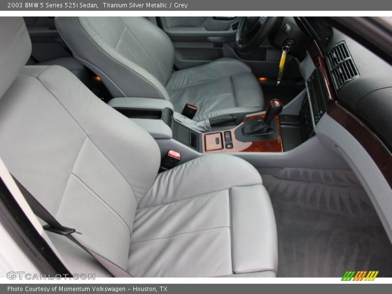 Titanium Silver Metallic / Grey 2003 BMW 5 Series 525i Sedan