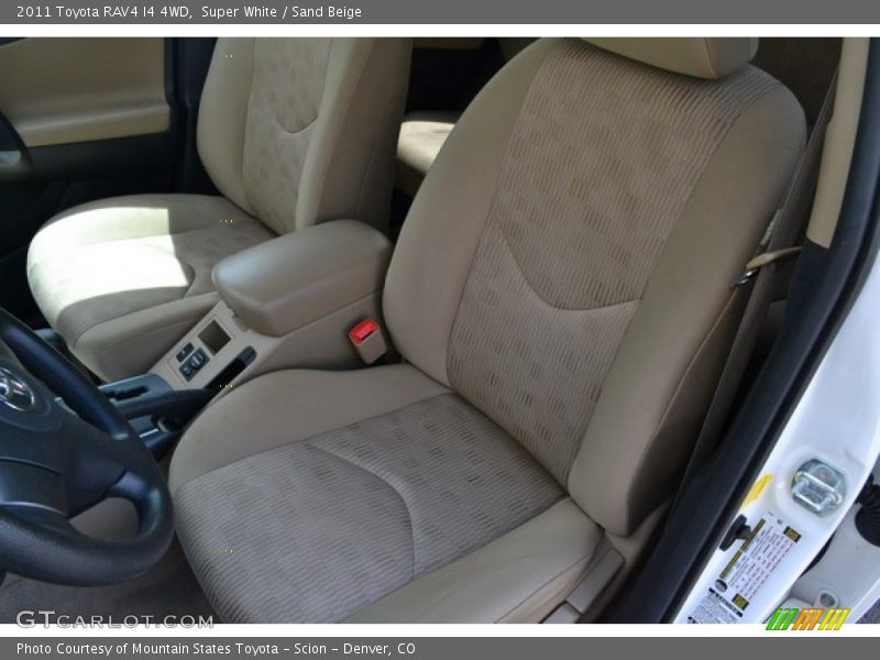 Super White / Sand Beige 2011 Toyota RAV4 I4 4WD