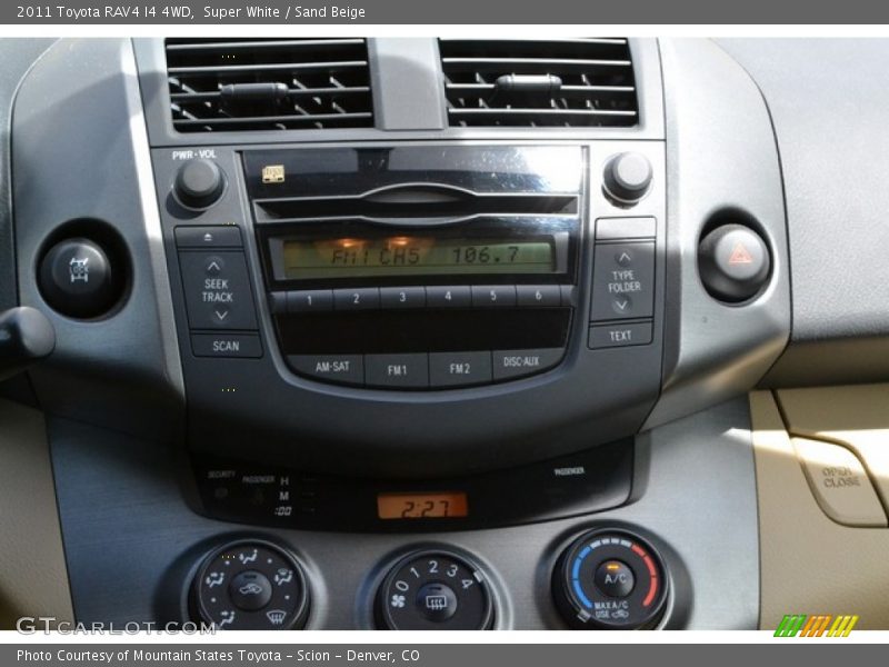 Super White / Sand Beige 2011 Toyota RAV4 I4 4WD