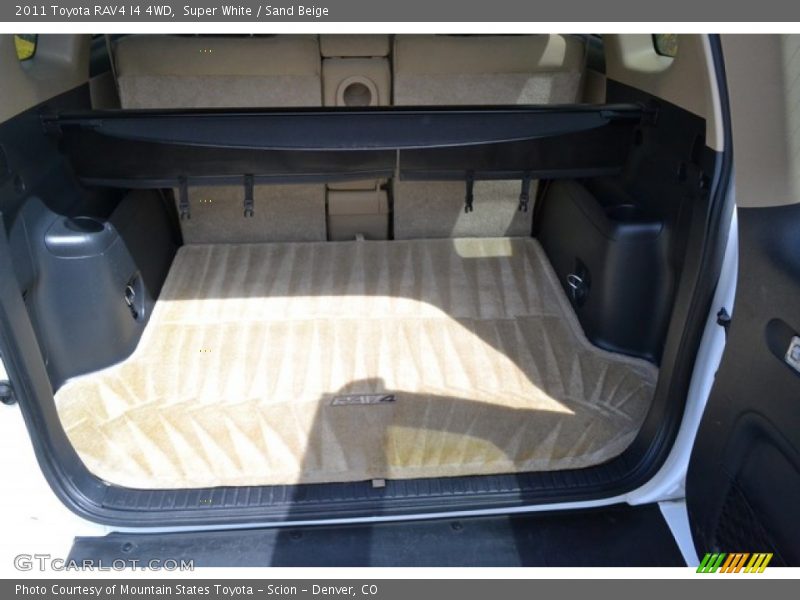 Super White / Sand Beige 2011 Toyota RAV4 I4 4WD