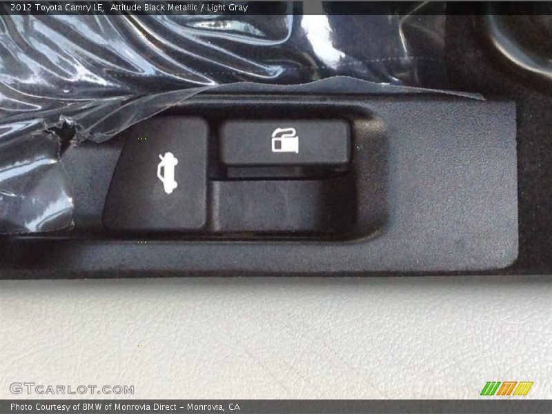 Attitude Black Metallic / Light Gray 2012 Toyota Camry LE