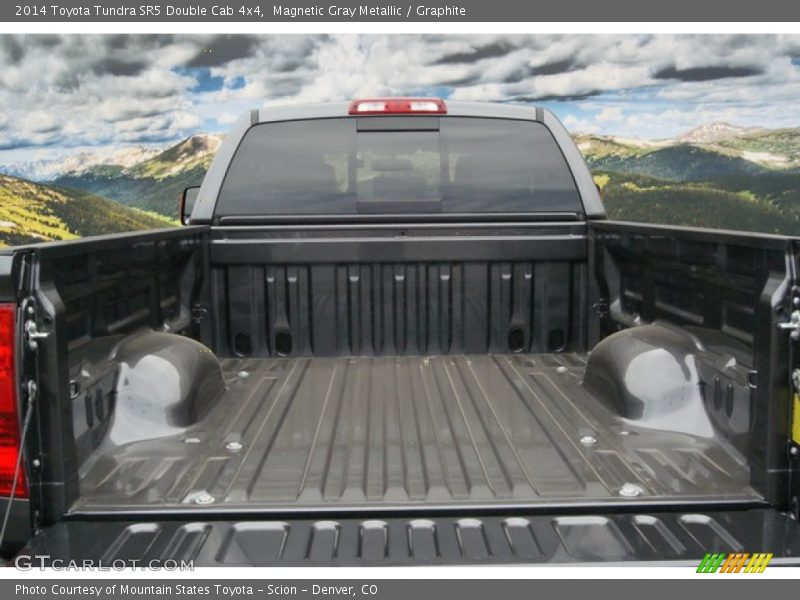 Magnetic Gray Metallic / Graphite 2014 Toyota Tundra SR5 Double Cab 4x4