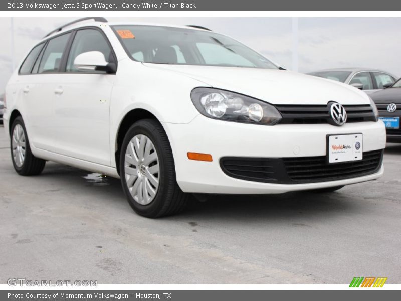 Candy White / Titan Black 2013 Volkswagen Jetta S SportWagen
