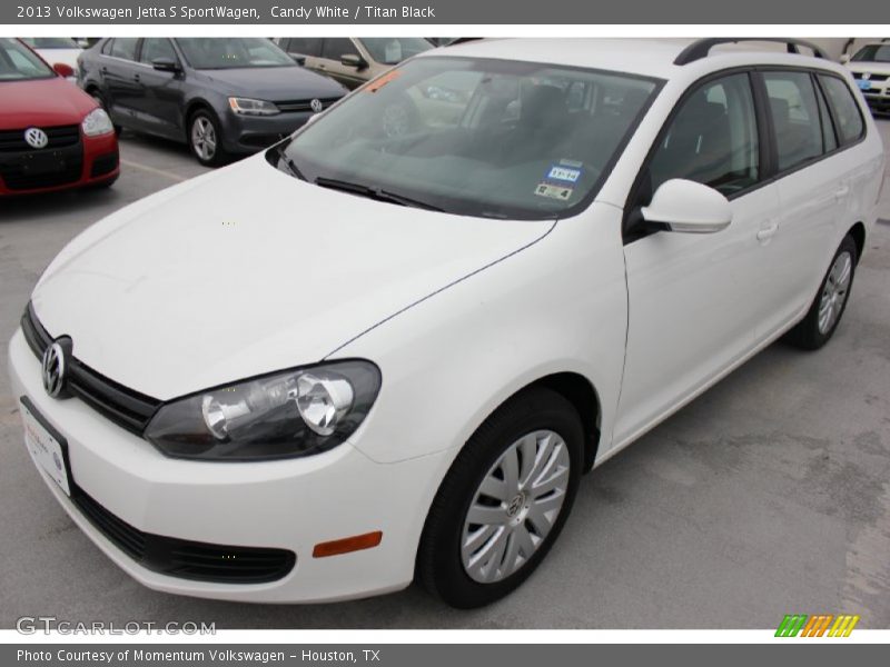 Candy White / Titan Black 2013 Volkswagen Jetta S SportWagen