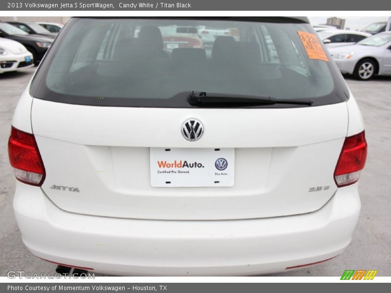 Candy White / Titan Black 2013 Volkswagen Jetta S SportWagen