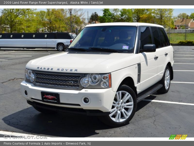 Alaska White / Sand/Jet 2009 Land Rover Range Rover Supercharged