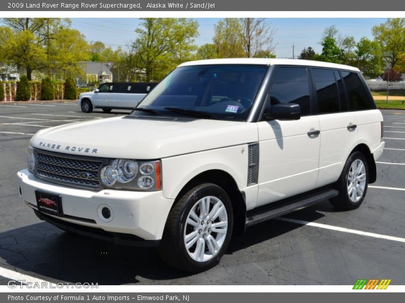 Alaska White / Sand/Jet 2009 Land Rover Range Rover Supercharged