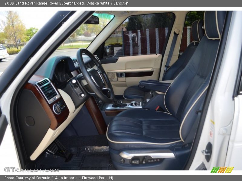 Alaska White / Sand/Jet 2009 Land Rover Range Rover Supercharged