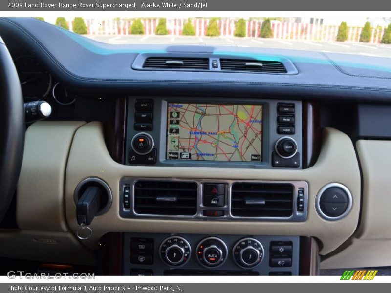 Alaska White / Sand/Jet 2009 Land Rover Range Rover Supercharged